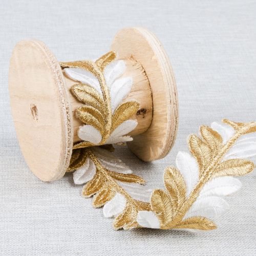 EMBROIDERY RIBBON 38 MM - WHITE/GOLD