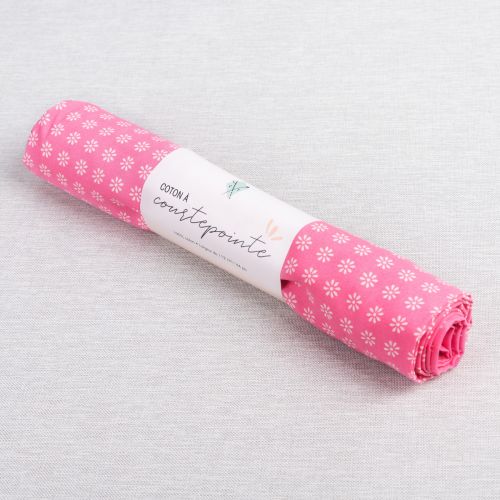1M PRECUT QUILTING COTTON - SMALL DAISIES PINK & WHITE